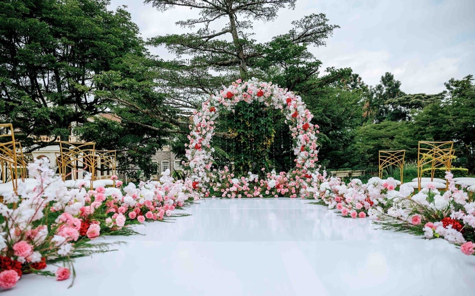 Floral Balloon Entrance Arch for Hire for a kids birthday party in Nairobi - view 3