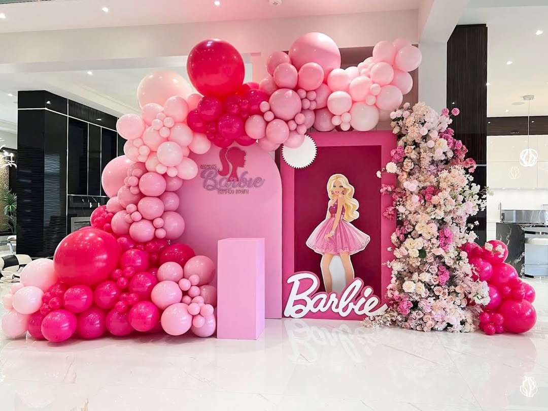 Party Balloons Wall Of Elegance, Triple Door Balloons Backdrop and VIP Stage for Hire for a kids birthday party in Nairobi - view 3