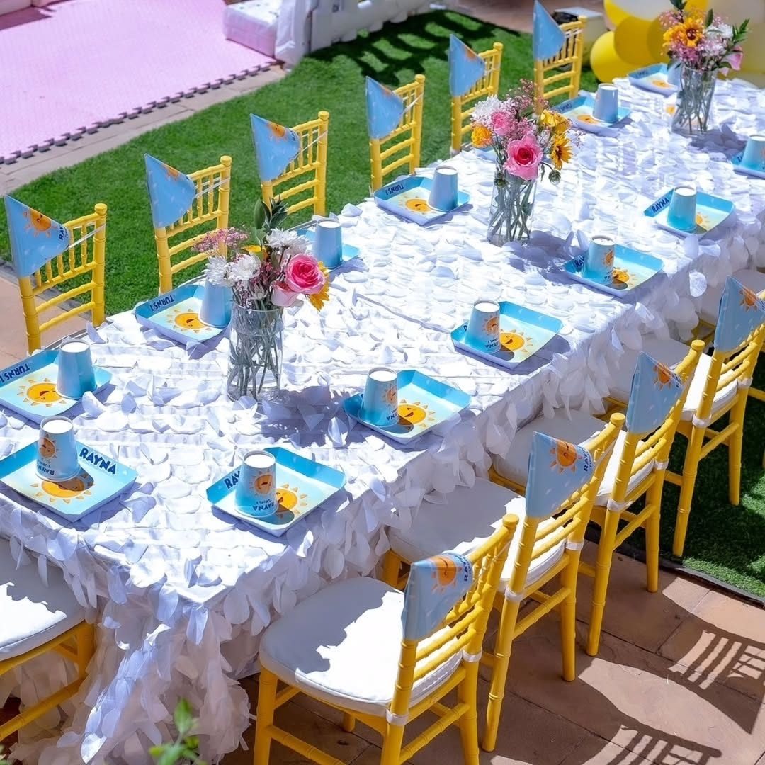 The Platinum Kids Party Decoration - 50 Kids — view 1