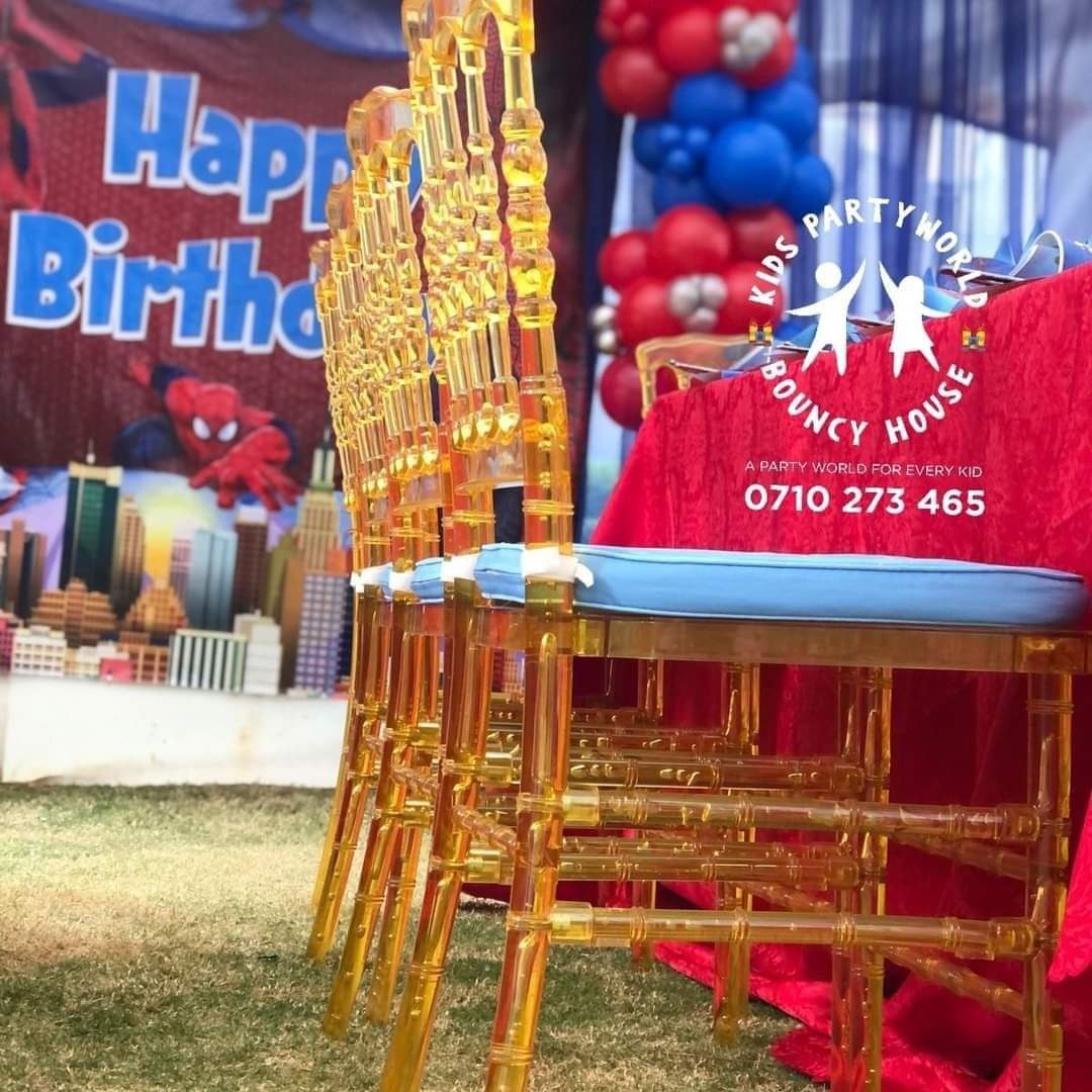 The Silver Squad Kids Party Décor - 15 Little Legends — view 8