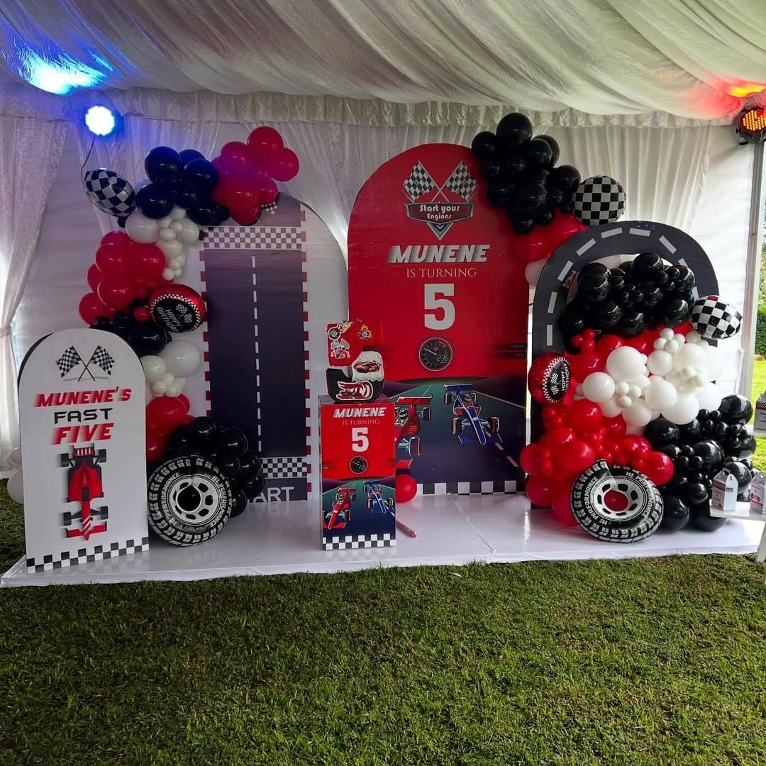 The Ultimate Kids Birthday Party Decorations - 100 Guests — view 3
