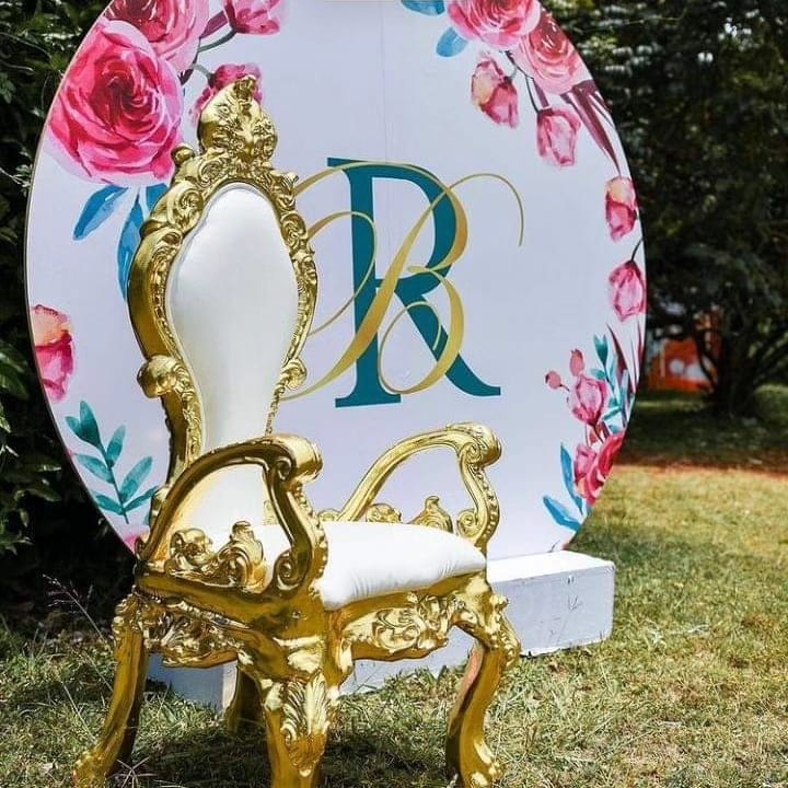 Throne Chairs for Hire for a kids birthday party in Nairobi - view 3