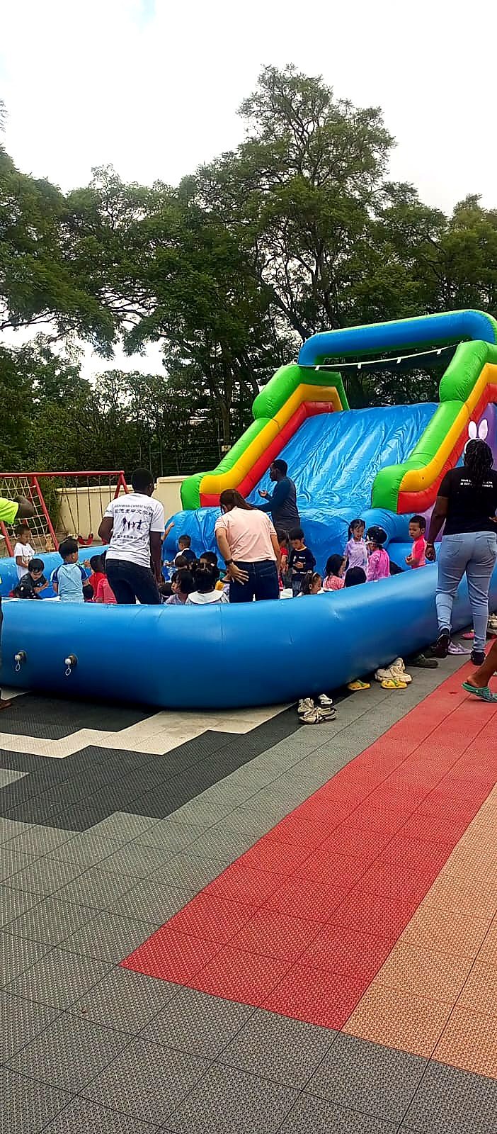 Gigantic Bouncy Water Slide for Hire for a kids summer pool party in Nairobi - view 4